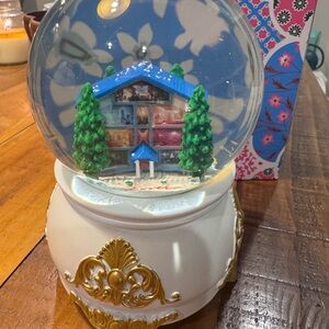 Taylor Swift Lover Snow Globe